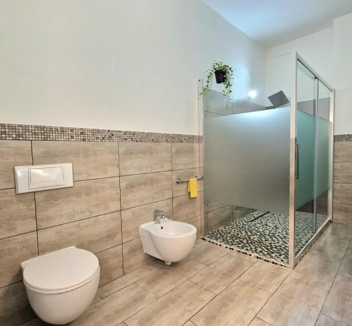 Holidhome - Appartamento Werner فيرونا شقة